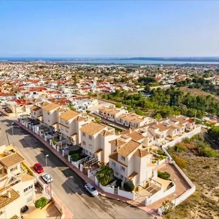 Villa Luxury Holiday Near Alicante - 4 Bedrooms *